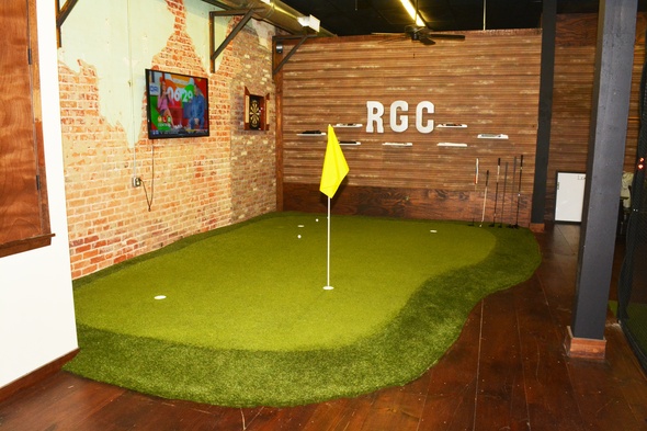 Augusta Indoor Putting Green
